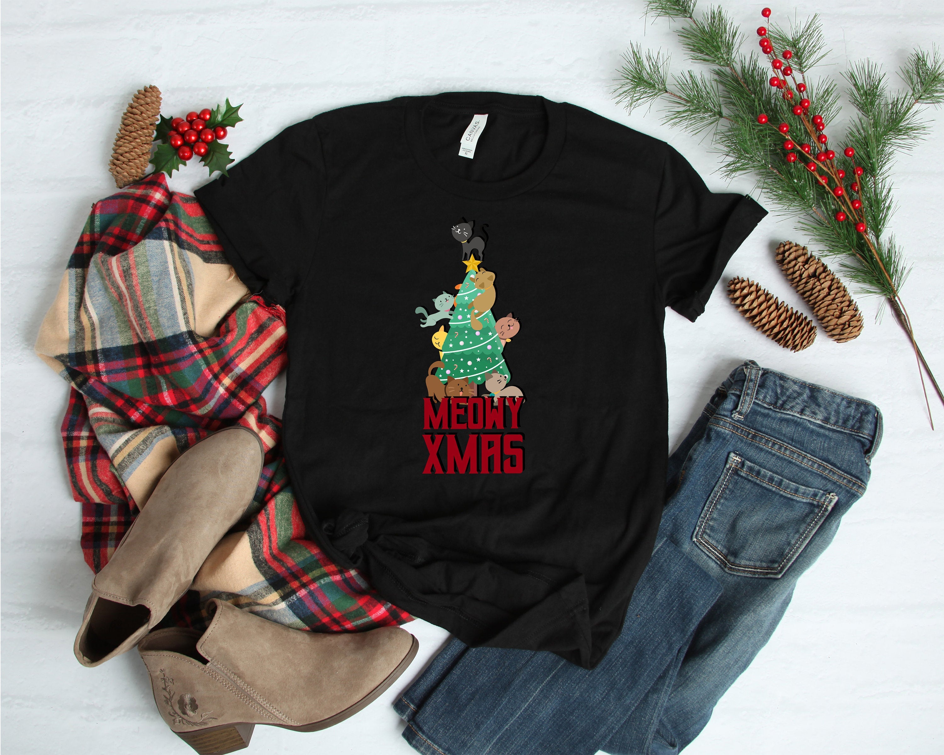 Merry Xmas T-shirt, Cat Christmas Tree Shirt, Cat Owner Xmas Gift, Cute Funny Cat T-shirt, Cat Lovers Christmas Gift, Cat Mom Shirt