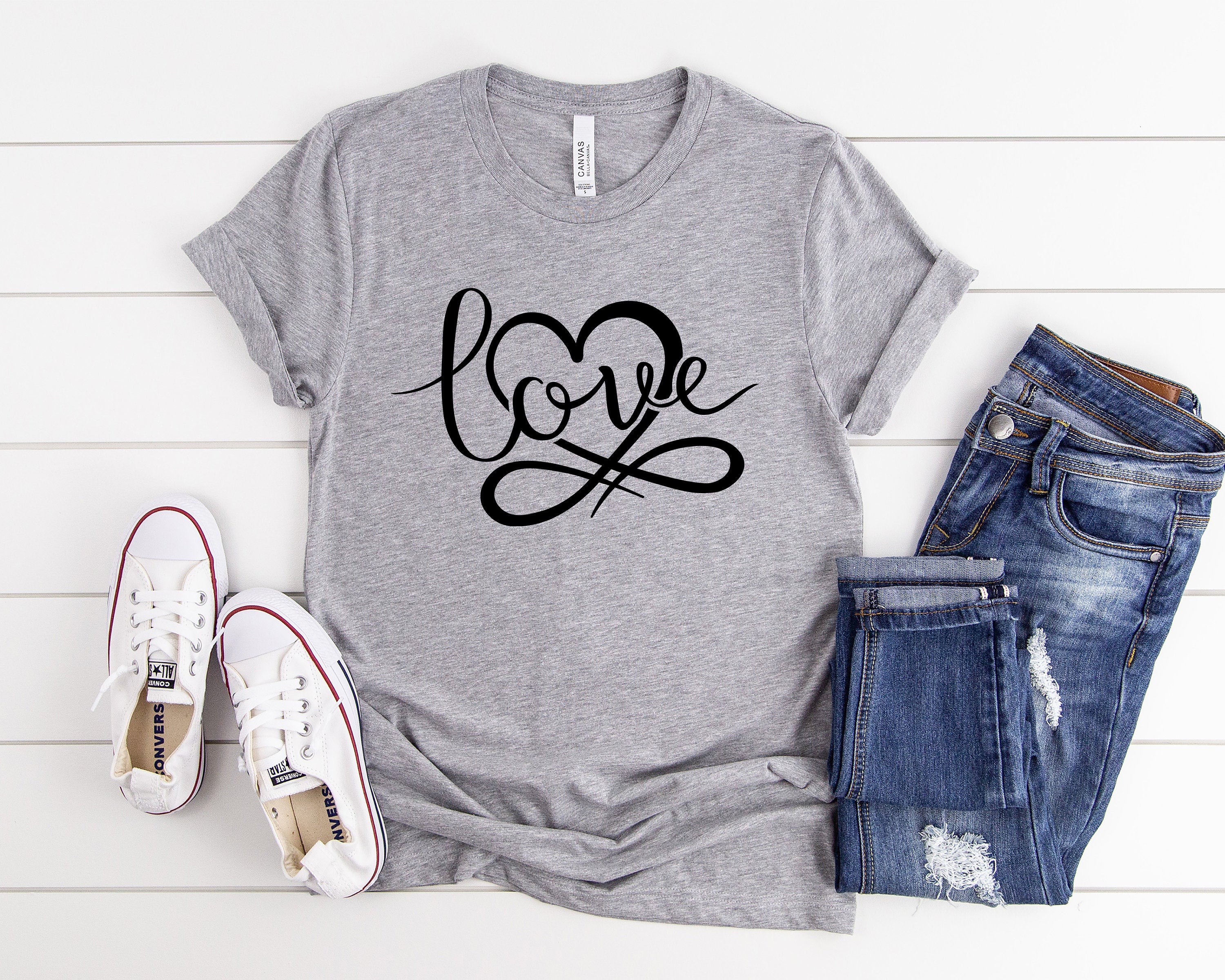 Heart Love Shirt, Valentines Day Shirt, Valentines Day Woman Shirts, Teachers Valentines Day Shirt, Cute Heart T-shirt, Cute Valentine Shirt