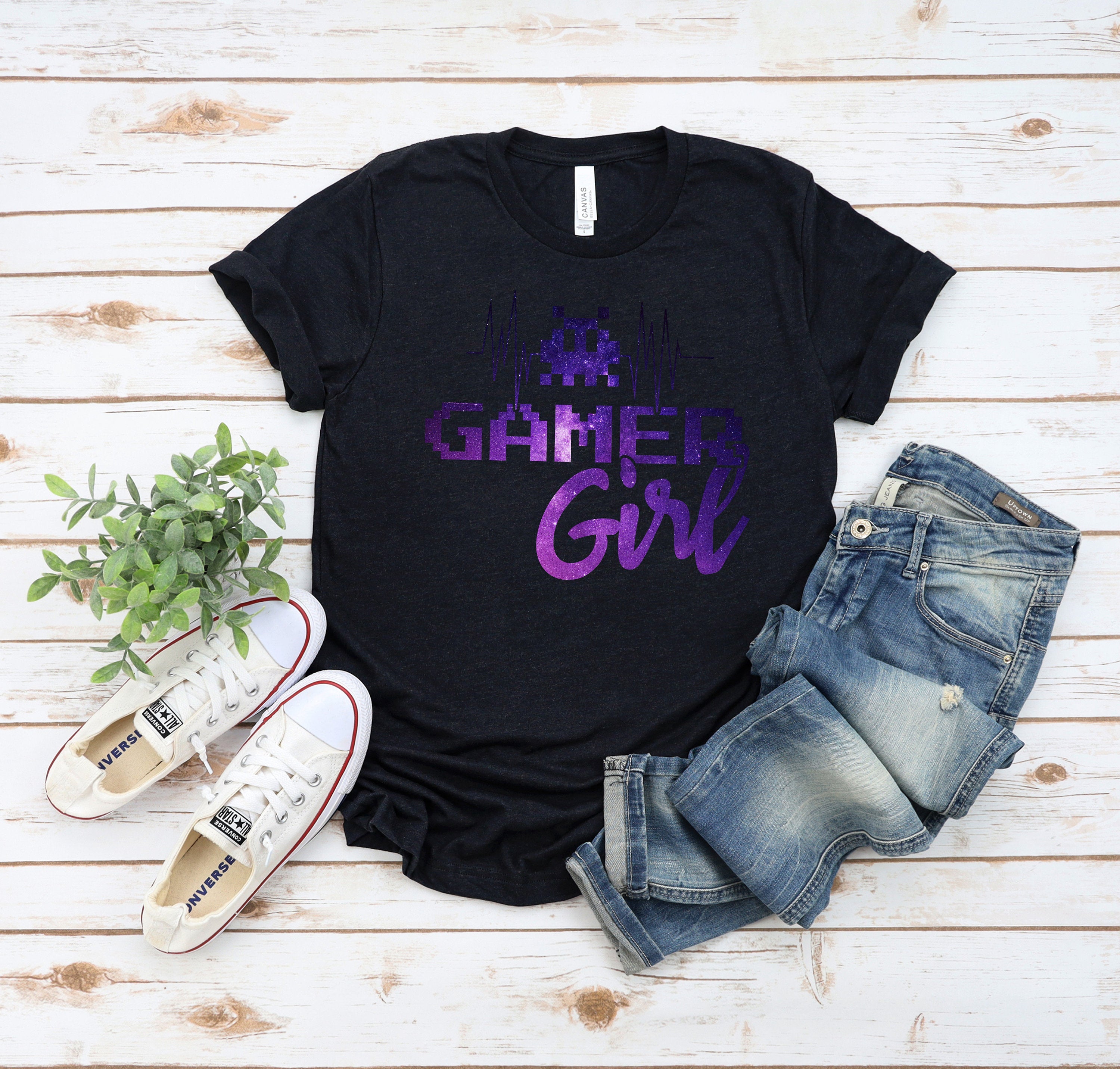 Gamer Girl Shirt, Girl Power Shirt, Nerd Shirt, Yes I Am A Gamer Girl Shirt, Nerd Shirt, Video Game Shirt, Gifts for Gamer, Cute Gamer Shirt